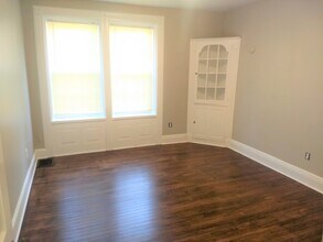 215 Stockton St, Unit 1 in Hightstown, NJ - Building Photo - Building Photo