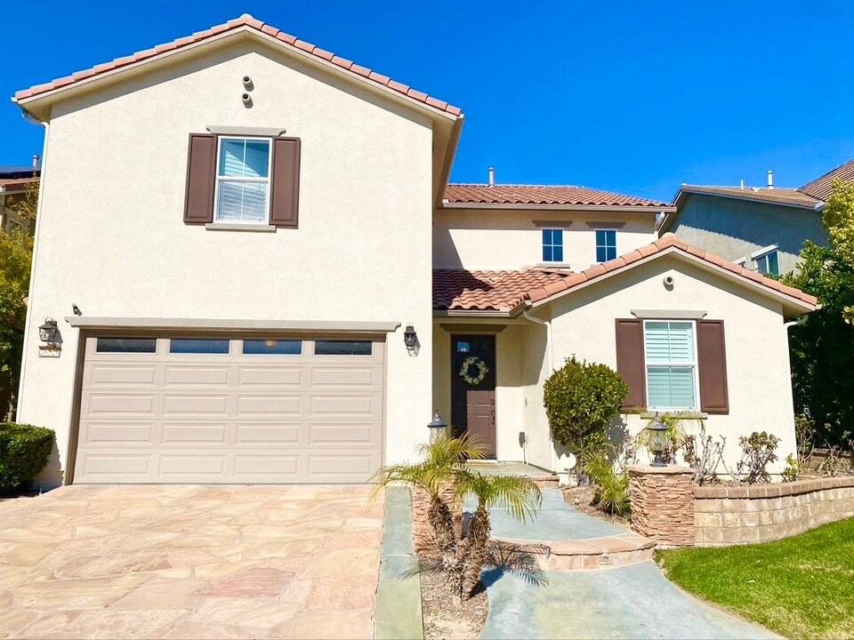 26529 Craftsmen Ct in Santa Clarita, CA - Building Photo