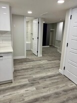2221-158A 158A St SW in Edmonton, AB - Building Photo
