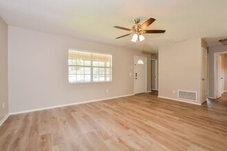 670 Hibiscus Rd in Casselberry, FL - Building Photo - Building Photo