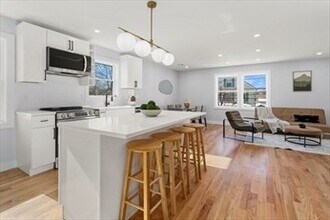 322-324 Pearl St in Malden, MA - Building Photo - Building Photo