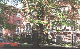 7816 S Cornell Ave in Chicago, IL - Building Photo - Building Photo