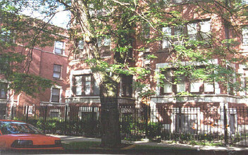 7816 S Cornell Ave in Chicago, IL - Building Photo - Building Photo