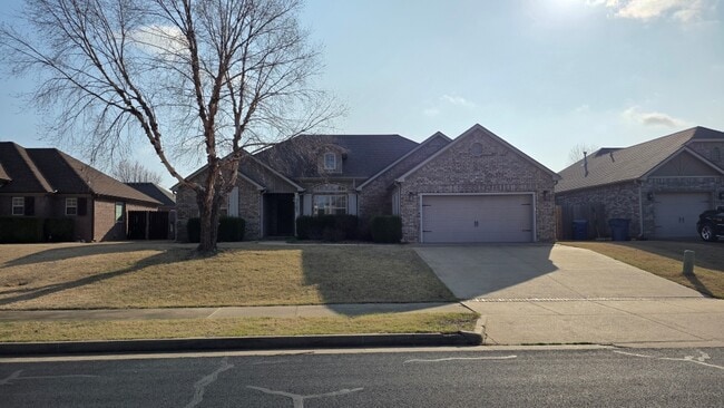 property at 3105 SW Pine Valley Rd