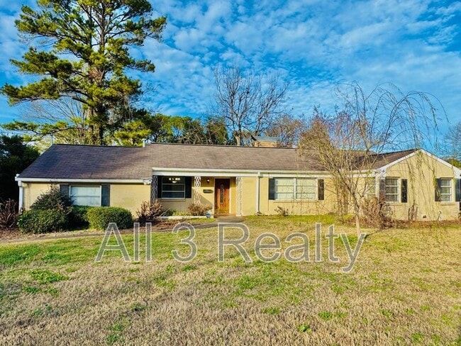 property at 2767 Biltmore Ave