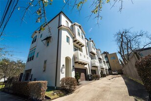 4805 Jackson St in Houston, TX - Building Photo