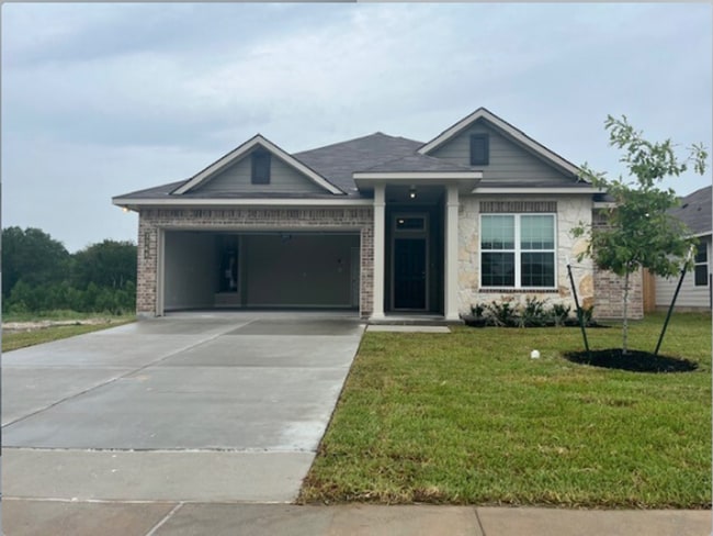 property at 1368 Kingsgate Dr