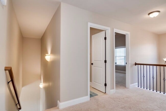 property at 260 Wentworth Pl