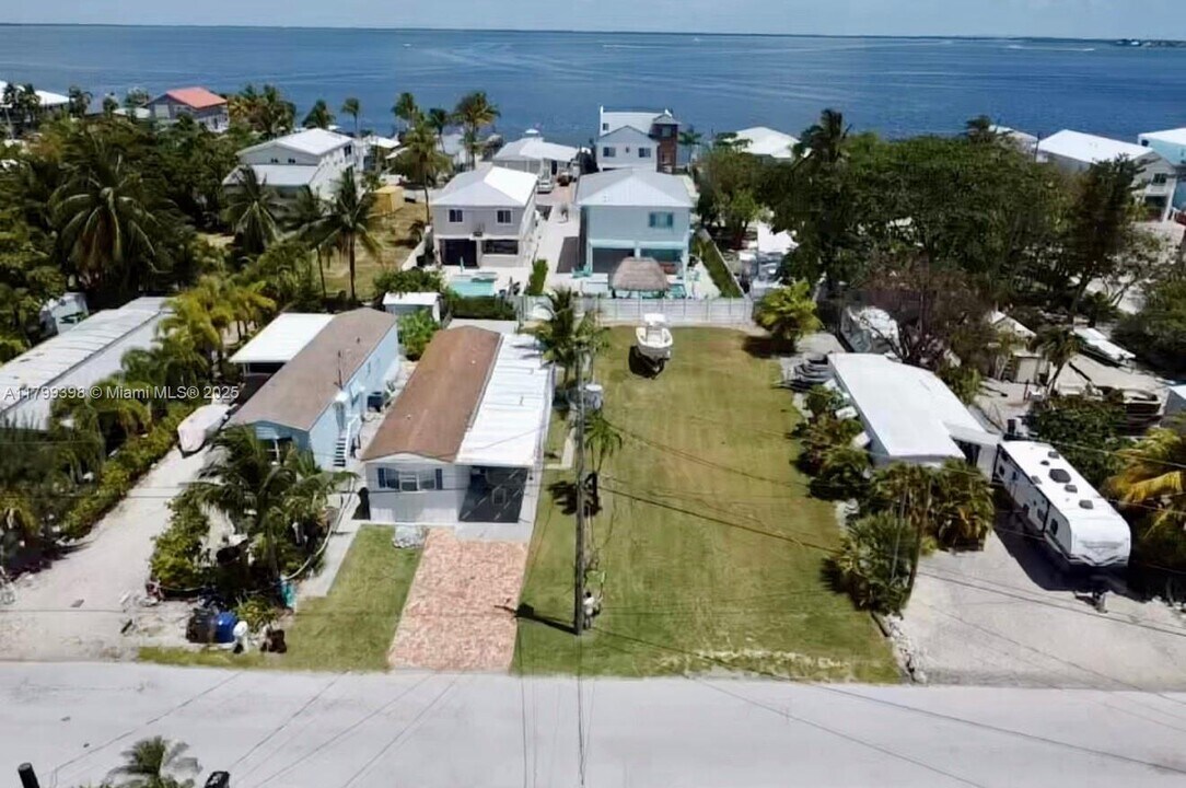 5 Michael Dr in Key Largo, FL - Building Photo