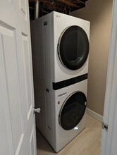 1605 Sanya Cir in Anchorage, AK - Building Photo - Building Photo