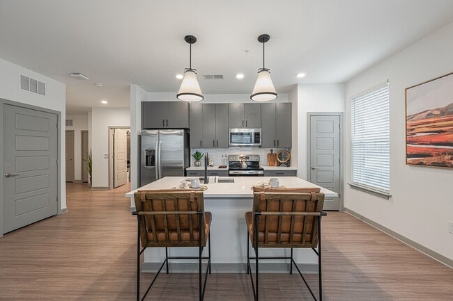 Populus Waterside Apartments in Chattanooga, TN - Building Photo - Building Photo