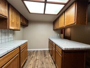 1688 University Ave in Madera, CA - Building Photo - Building Photo