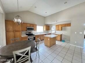 13115 Thea Smith Dr in Horizon City, TX - Building Photo - Building Photo