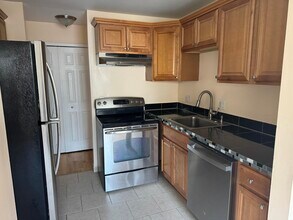 30244 Southfield Rd in Southfield, MI - Building Photo - Building Photo