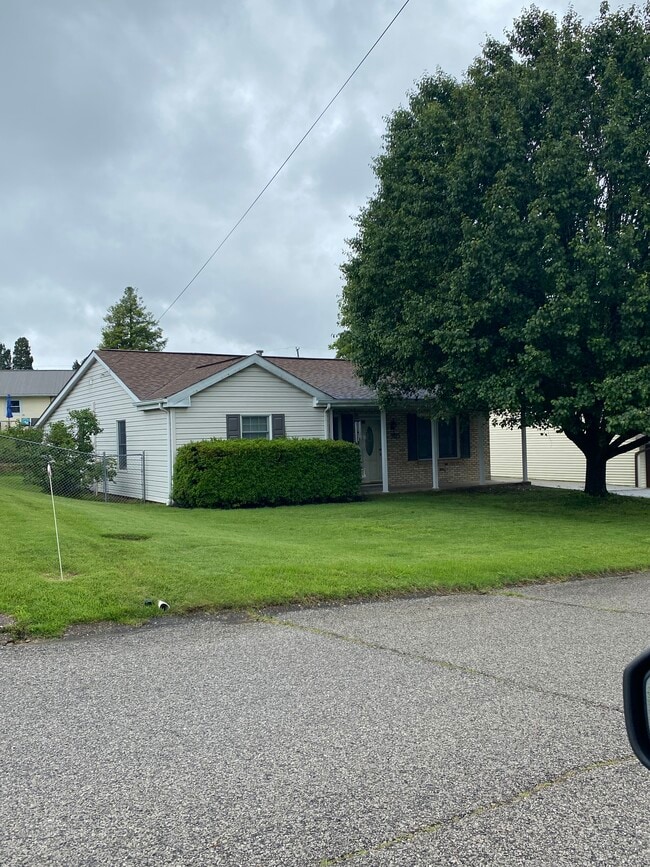 3125 Brereton Ct