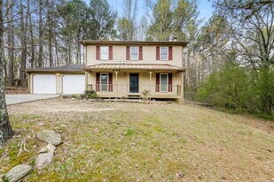 216 Windmill Dr in Dallas, GA - Building Photo