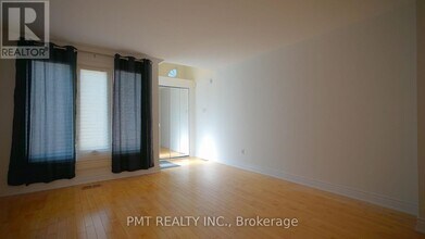 597 Roehampton Ave in Toronto, ON - Building Photo - Building Photo