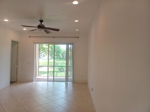 11103 Yellow Poplar Dr in Ft. Myers, FL - Building Photo - Building Photo