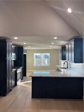 3105 SW Lovely Ln in Bentonville, AR - Building Photo - Building Photo