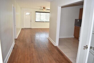 1226 N A St in Lake Worth Beach, FL - Building Photo - Building Photo