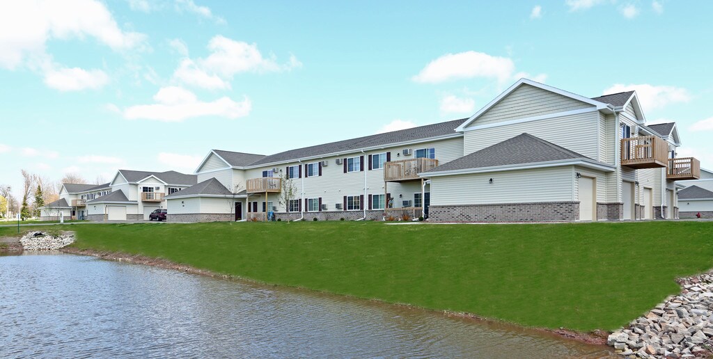 NATUREVIEW ESTATES Apartments in Horicon, WI