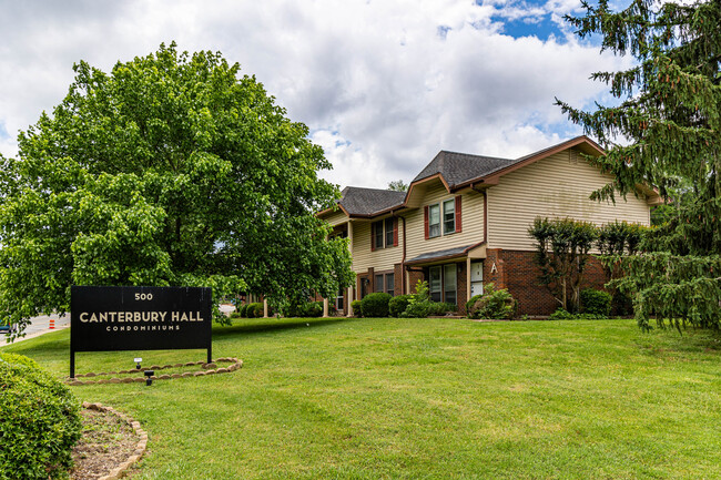 Canterbury Hall Condominiums in Nashville, TN - Building Photo - Building Photo