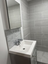 11123 Inwood St in Jamaica, NY - Building Photo - Building Photo