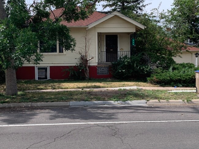 property at 608 E Lewis St
