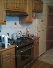 30 Temple St, Unit 4F in Boston, MA - Building Photo - Building Photo