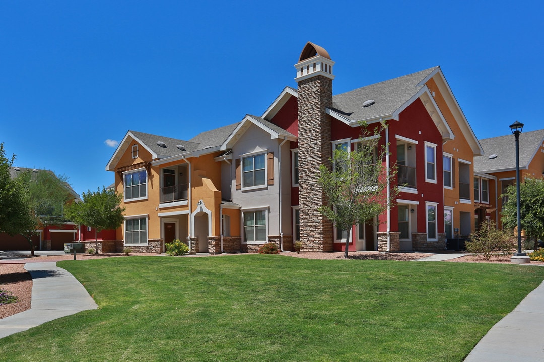 The Reserve at Sandstone Ranch in El Paso, TX - Foto de edificio