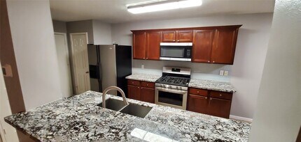 5106 Prosperity Cir in Houston, TX - Building Photo - Building Photo
