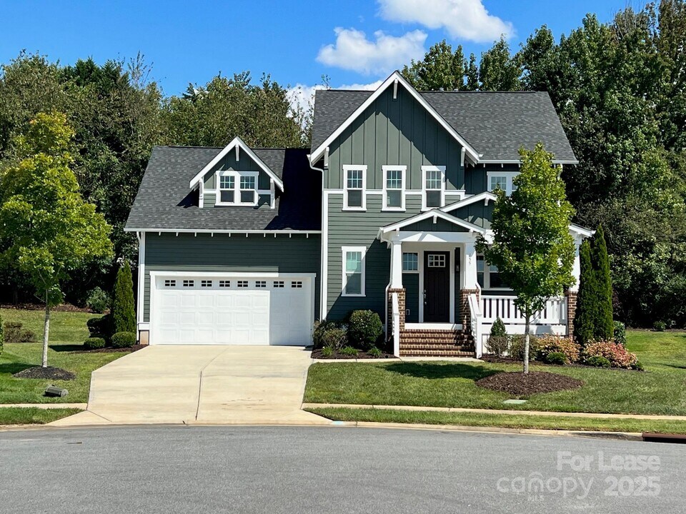 155 Slocumb Ln in Mooresville, NC - Building Photo