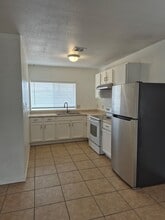 2504 E Mobile Ln in Phoenix, AZ - Building Photo - Building Photo