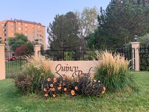 7420 E Quincy Ave, Unit 204 in Denver, CO - Foto de edificio - Building Photo