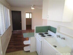 1815 Young St in Honolulu, HI - Building Photo - Building Photo