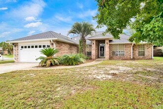 3014 Concho Dr in Pensacola, FL - Building Photo - Building Photo