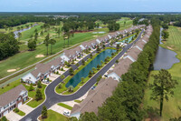 St. Andrews Townhomes in Myrtle Beach, SC - Foto de edificio - Building Photo