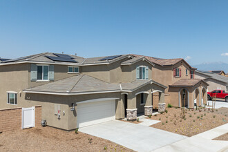 1908 Old Canyon Dr in Hemet, CA - Building Photo - Building Photo