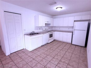 1135 Harry Ave S in Lehigh Acres, FL - Building Photo - Building Photo
