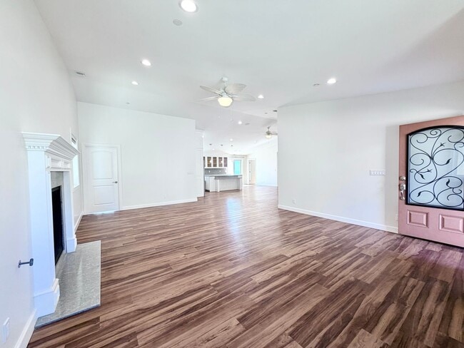 5544 Crestone Ct in Ventura, CA - Building Photo - Building Photo