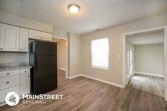 51 Sunset Mnr Dr in Mooresville, IN - Foto de edificio - Building Photo