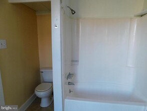 413 E Cork St in Winchester, VA - Building Photo - Building Photo