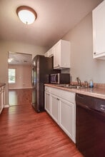7898 Montview Rd in North Charleston, SC - Building Photo - Building Photo