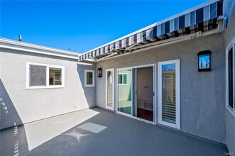 509 Fernleaf Ave in Newport Beach, CA - Building Photo - Building Photo