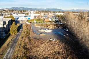 Gateway G1 + G2 in Burnaby, BC - Building Photo