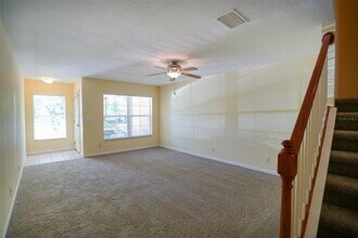3326 Spy Tower Ct in Valrico, FL - Building Photo - Building Photo