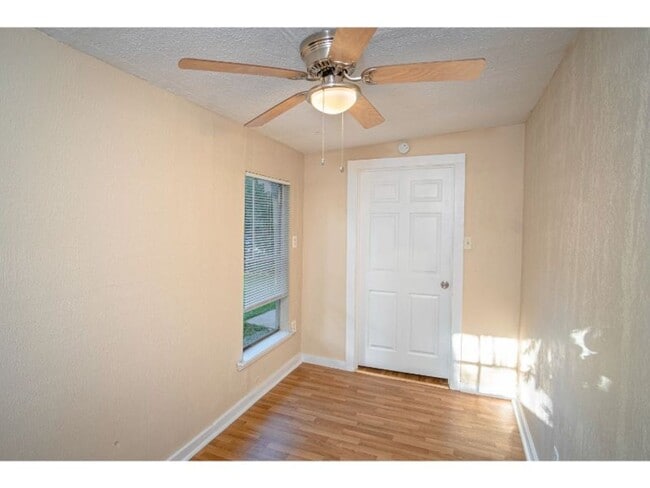 property at 1435 Gibbs St