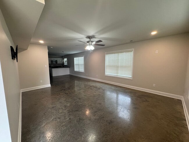 1408 Normalview Dr in Bowling Green, KY - Building Photo - Building Photo