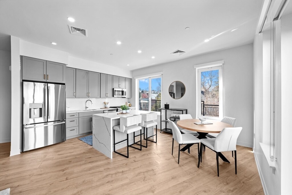 500 Talbot Ave in Boston, MA - Building Photo