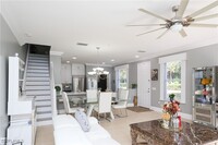 875 Hampton Cir in Naples, FL - Building Photo - Building Photo